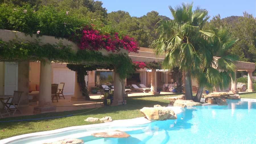 Bella villa con vista sul mare e sull'isola di Formentera