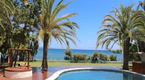 Villa con accesso diretto al mare a Ibiza Santa Eulalia