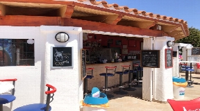 Opportunità commerciali lucrative - Bar in piscina a Santa Eulalia con vista sul mare in vendita