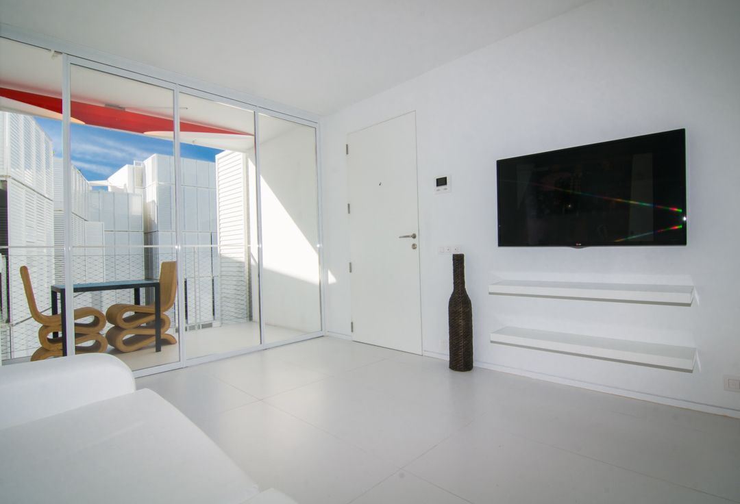 Grazioso appartamento in vendita situato in riva al mare, a Puerto Ibiza Nueva