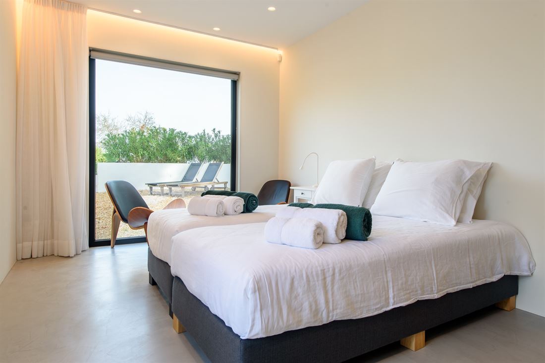 Esclusiva villa moderna ristrutturata con 7 camere da letto in vendita a Es Cubells