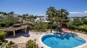 Squisita finca autentica con piscina privata e bella vista sul mare a Dalt Vila