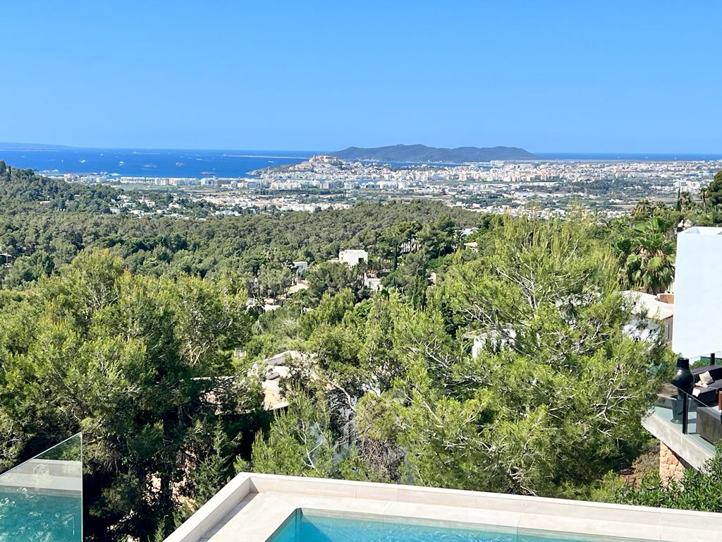 Splendida villa con bella vista su d'alt Villa e Formentera in vendita a Can Furnet