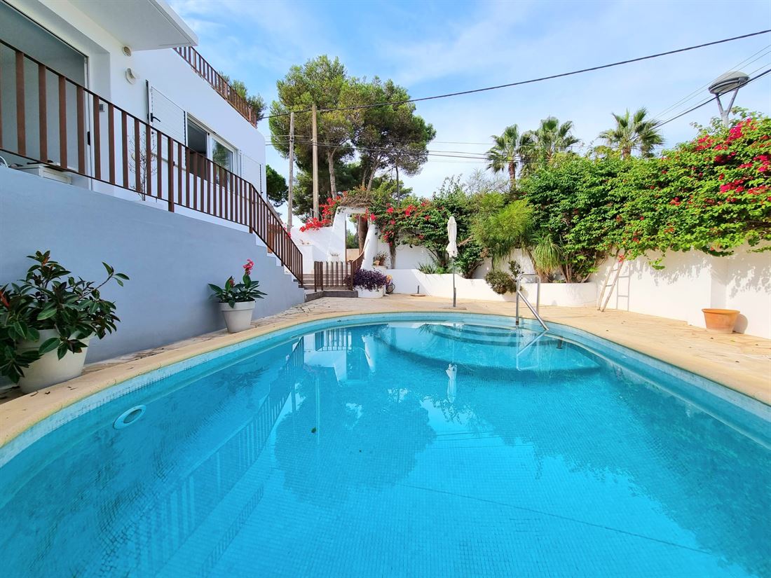 Bellissima villa a Siesta con piscina in vendita